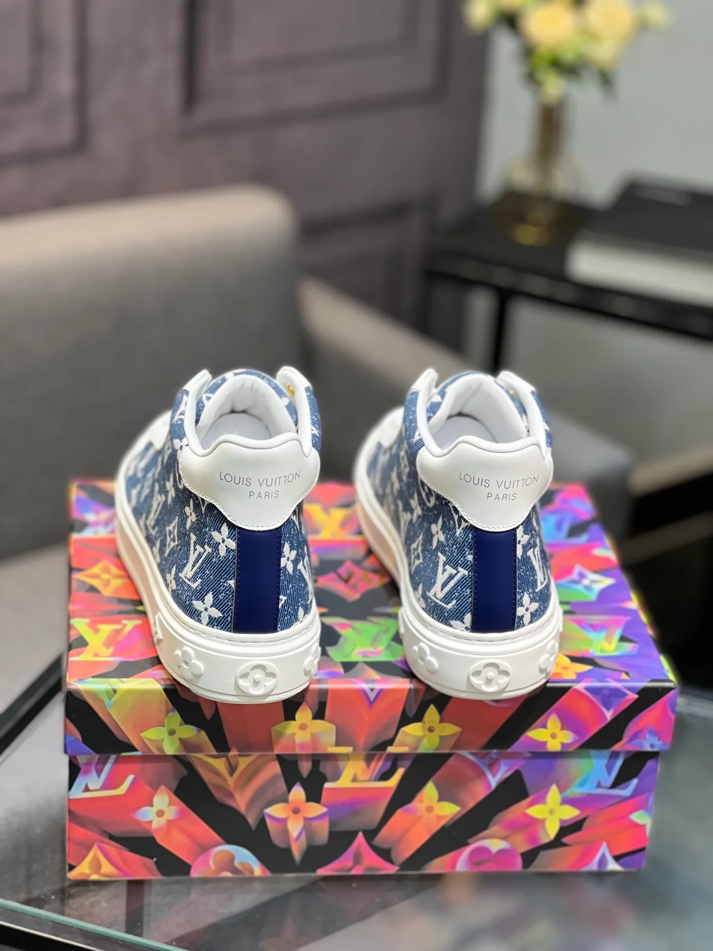 Men's shoes 💰560 LV Louis Vuitton. The latest fashionable casual shoes are popular in physical stores. New spring and summer comfortable imported cowhide, cowhide mesh, unique jacquard fabric element design. With sheepskin lining, Lv original base, [sun][sun] high-end packaging and high quality💪Details determine quality, welcome to compare🇮🇹Code number 38-44, 45 can be customized